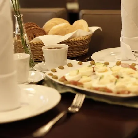 Standard Delegacyjny B&B 3*