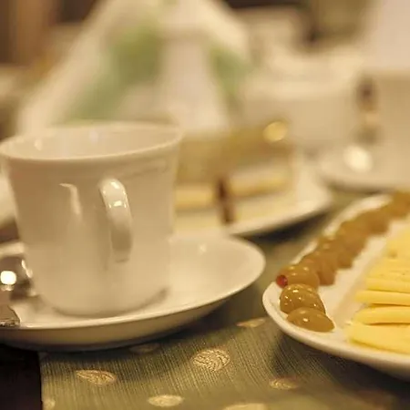 Standard Delegacyjny Couette-café