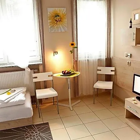 Couette-café Standard Delegacyjny 3*