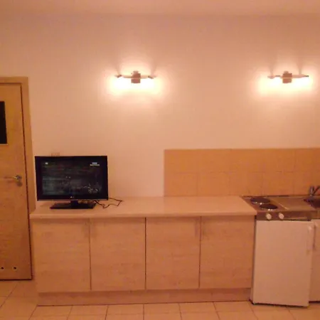 Standard Delegacyjny Couette-café